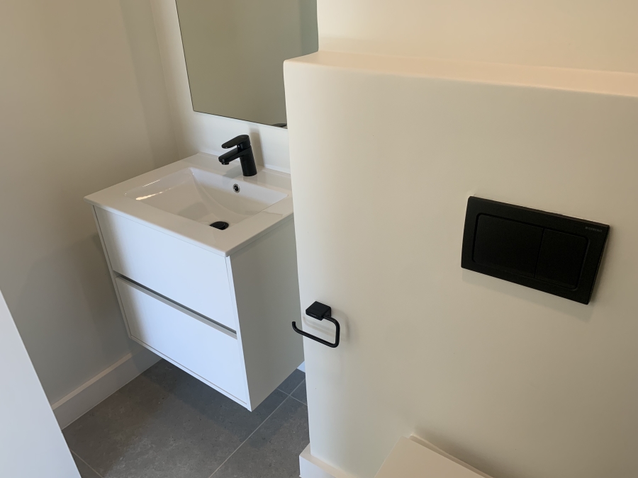 1 Bedroom Property for Sale in Sea Point Western Cape